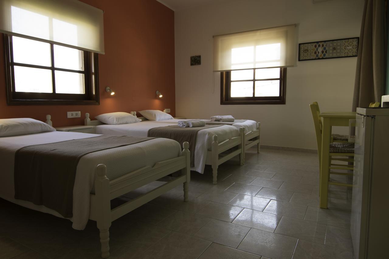 Niki Rooms Paleochora Exterior foto