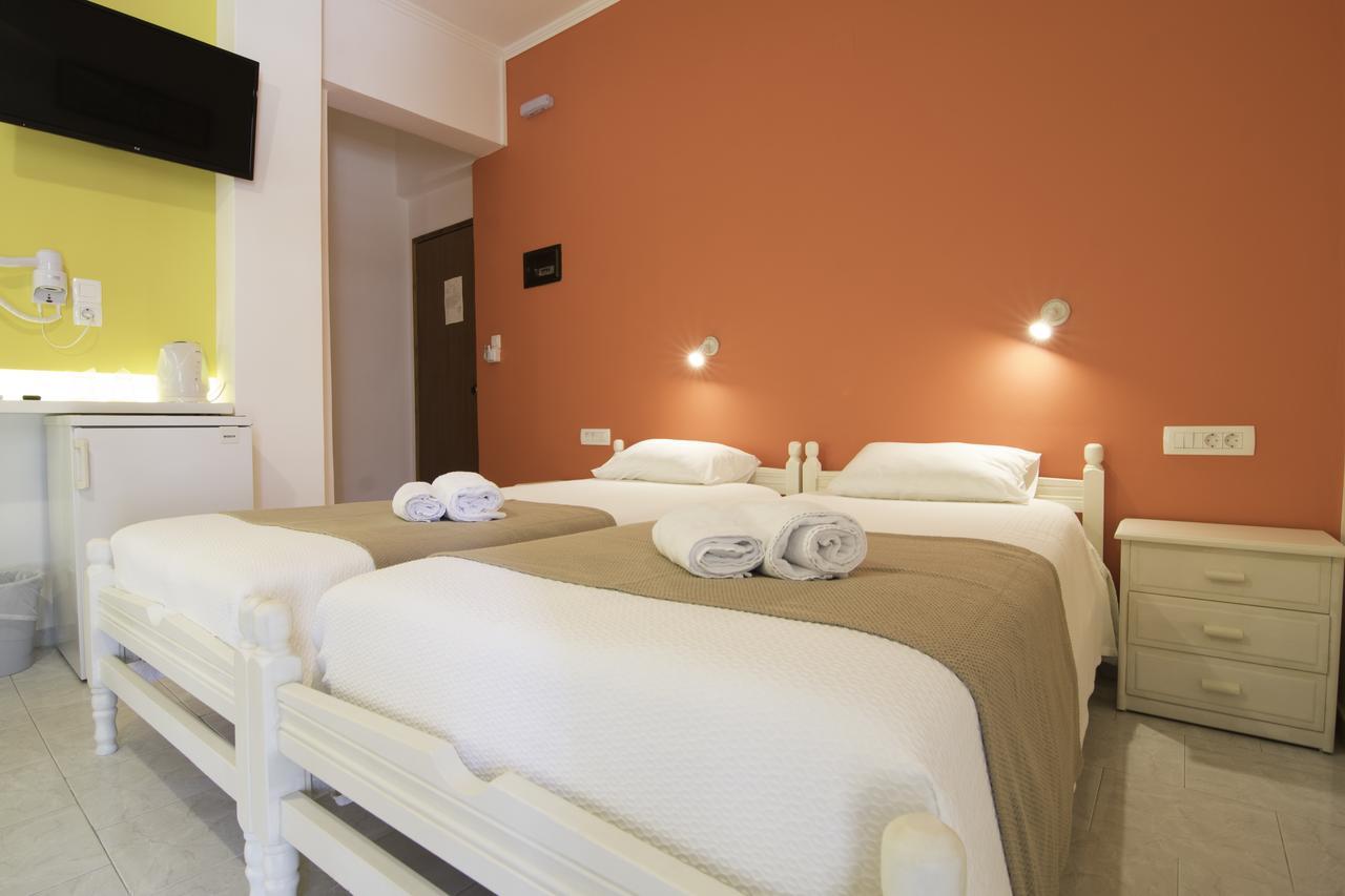 Niki Rooms Paleochora Exterior foto