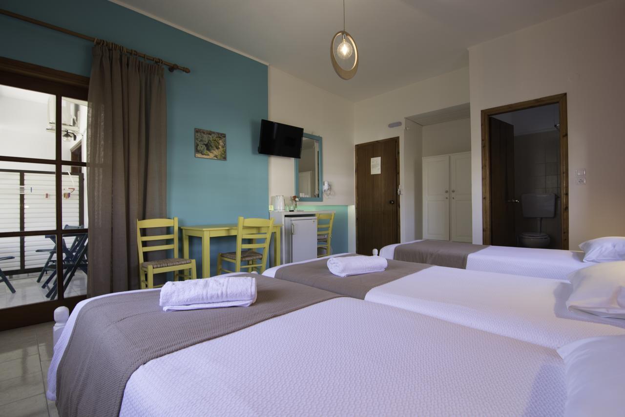 Niki Rooms Paleochora Exterior foto
